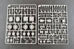 Model plastikowy rosyjski 9P78-1 TEL do systemu 9K720 Iskander-M Trumpeter