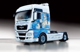 Man TGX XXL Wolf Transporte Italeri