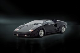 Lamborghini coutach 25th Anniversary Italeri