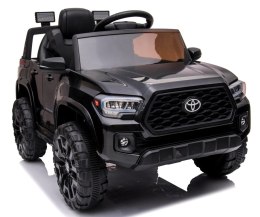 Toyota Tacoma czarny , miękki fotelik pilot Licencja